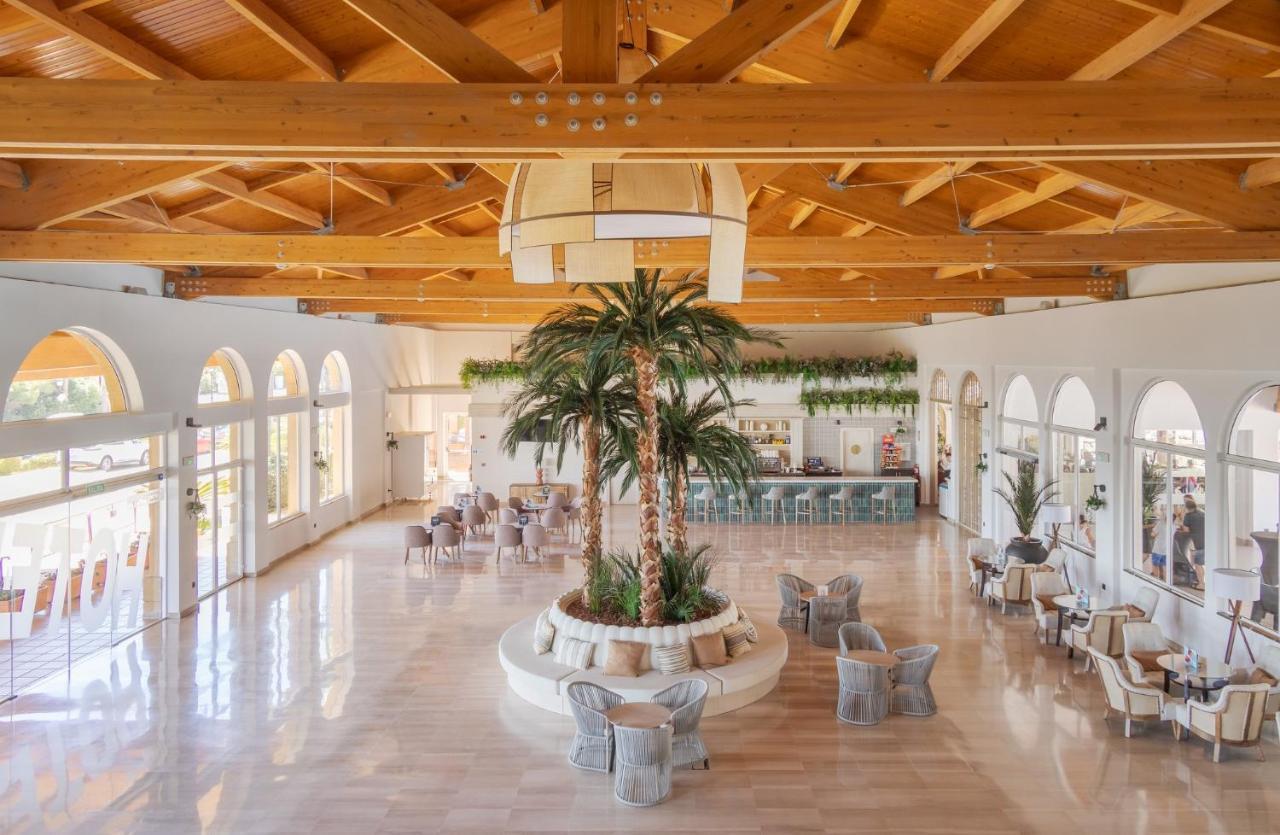 Ilunion Sancti Petri Aparthotel Chiclana de la Frontera Exteriör bild