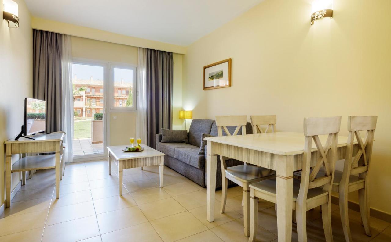 Ilunion Sancti Petri Aparthotel Chiclana de la Frontera Exteriör bild