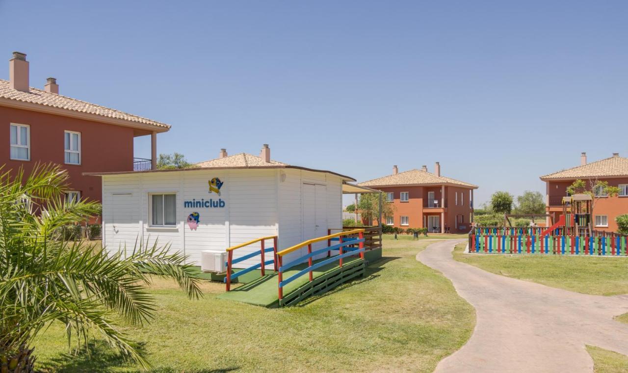 Ilunion Sancti Petri Aparthotel Chiclana de la Frontera Exteriör bild