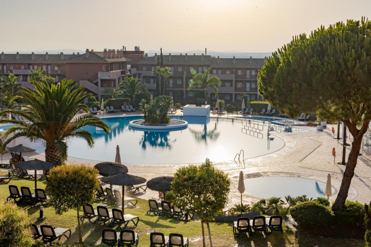 Ilunion Sancti Petri Aparthotel Chiclana de la Frontera Exteriör bild