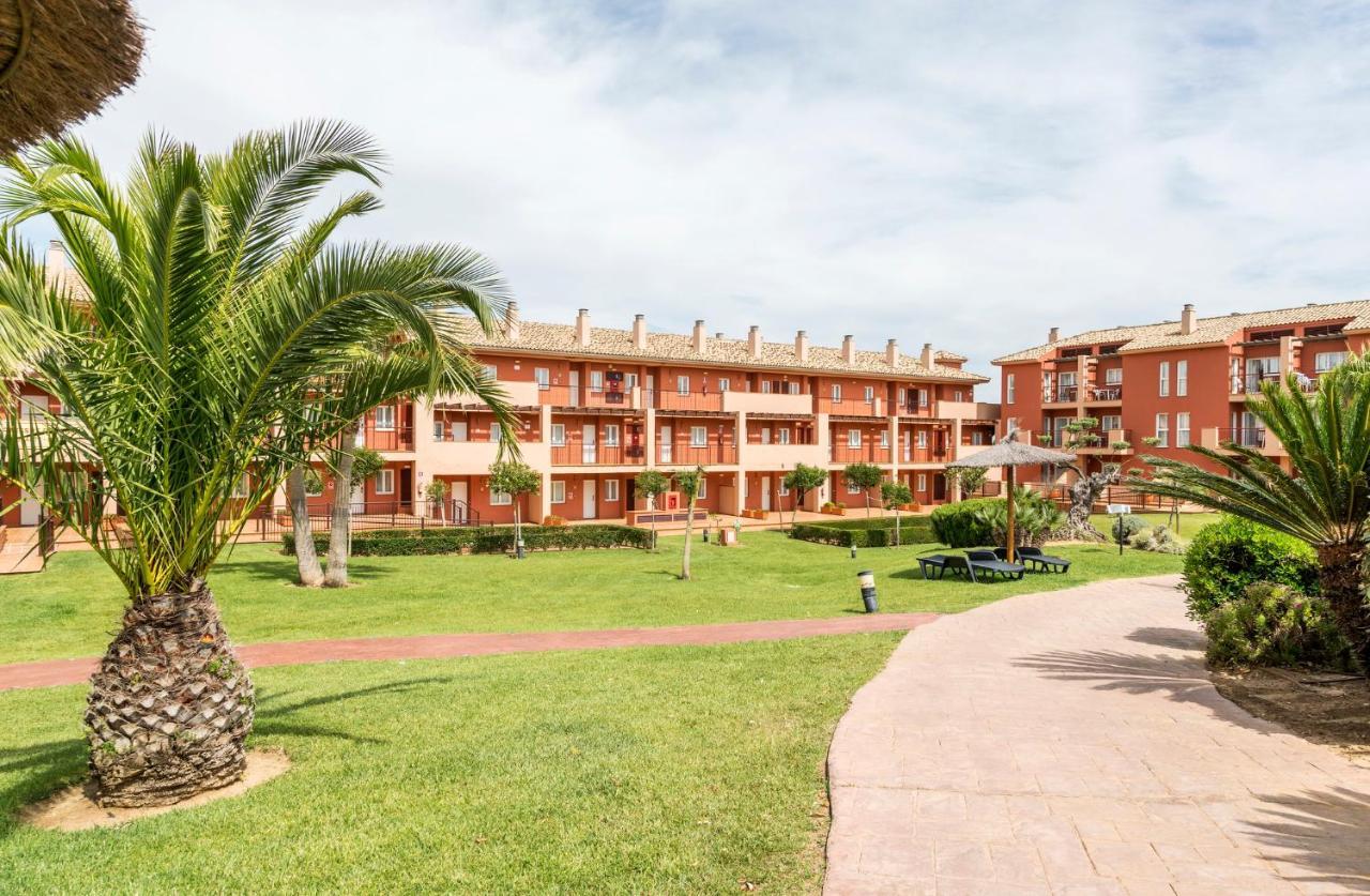 Ilunion Sancti Petri Aparthotel Chiclana de la Frontera Exteriör bild